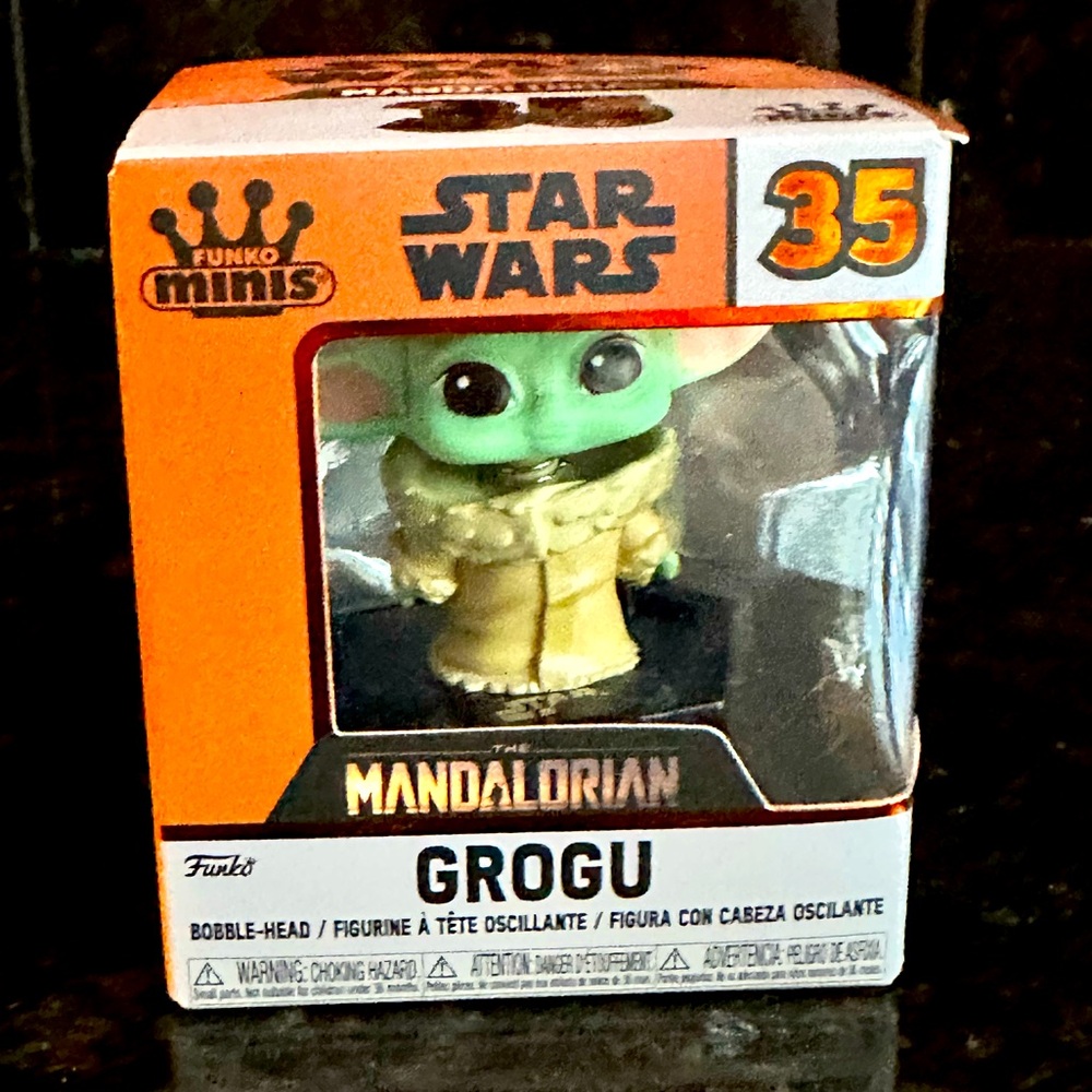 Funko Minis Star Wars Mandalorian Grogu 35
